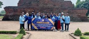 Outdoor Study ke Candi Brahu Mojokerto Jawa Timur